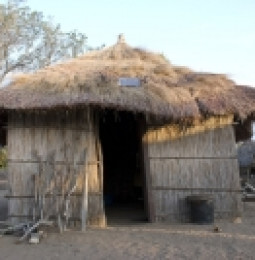 Phaesun offgrid-specialists start project on rural electrification in Mozambique